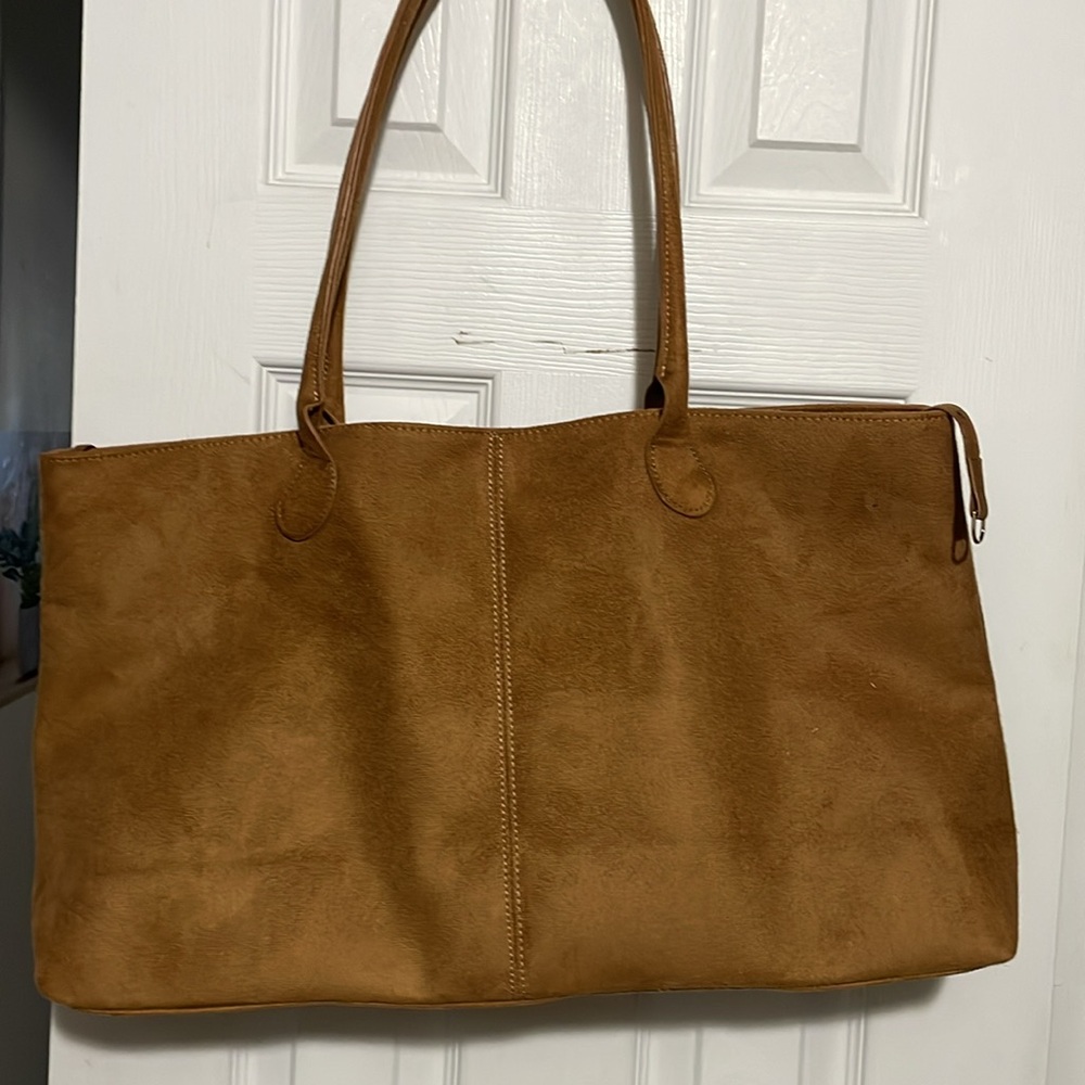 New tote size GM - Picture 2 of 5